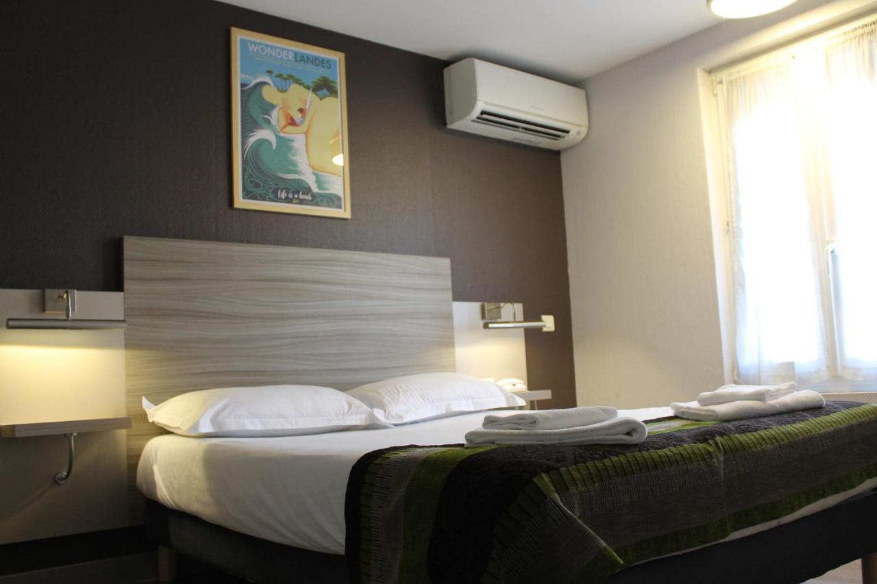 סוסטון Hotel Du Centre מראה חיצוני תמונה